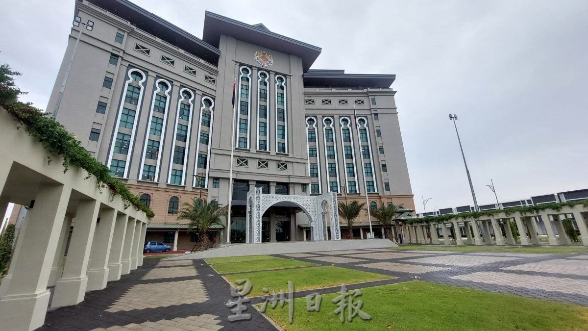 **已签发**柔：第三版头：特稿〡全新居銮市议会大厦启用了  民众勿走错地方