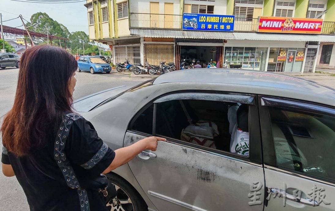 爱大华连环爆窃案 贼趁晚宴 丧礼偷窃 7车遭殃
