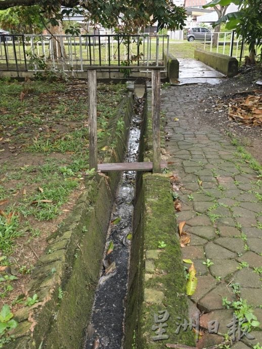 （古城封面副文）市厅180万提升甘榜浮罗格拉巴排水系统 村民有望挥别数十年水灾梦魇