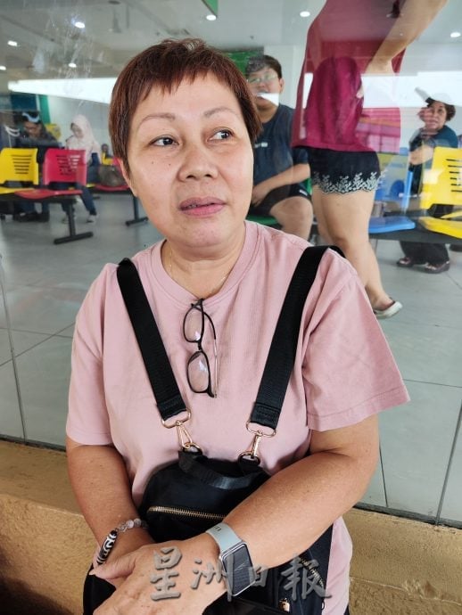 **已签发**柔：封面：特稿〡强制系安全带  长巴乘客与司机皆说赞 