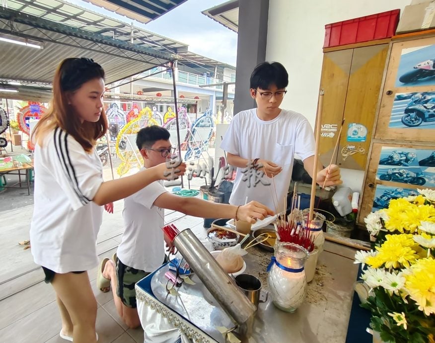 大道二死车祸|两孝顺青年车祸丧命 人生计划猝然止步