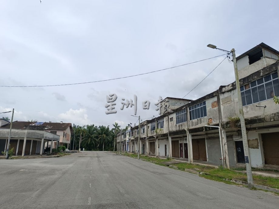 仁保燕屋执照费大调降 市议会拟召燕农说明细则