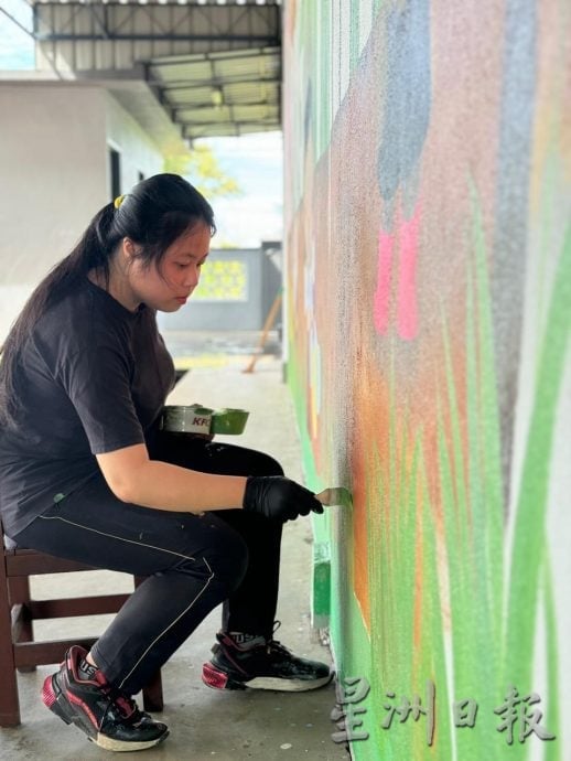 请签发（大北马）方芷靖以画笔回馈华校