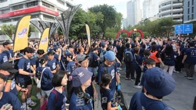 （已签发）柔：封面特稿：“爱我新山”召集逾千人   一起展开清洁运动