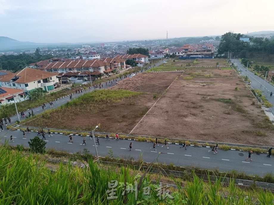 (供花城)NS马口/“全球复蔬2025年公益路跑”马口站逾600人参与,为健康及守护地球尽心力
