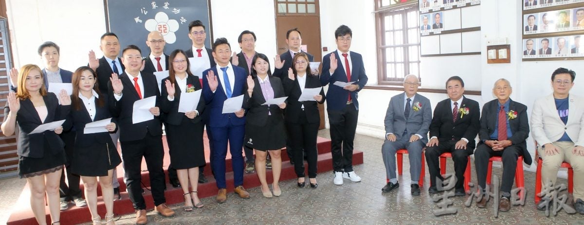 游上运:与新加坡大学协谈 深斋拟设生命科学课