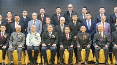 游上运：与新加坡大学协谈   深斋拟设生命科学课
