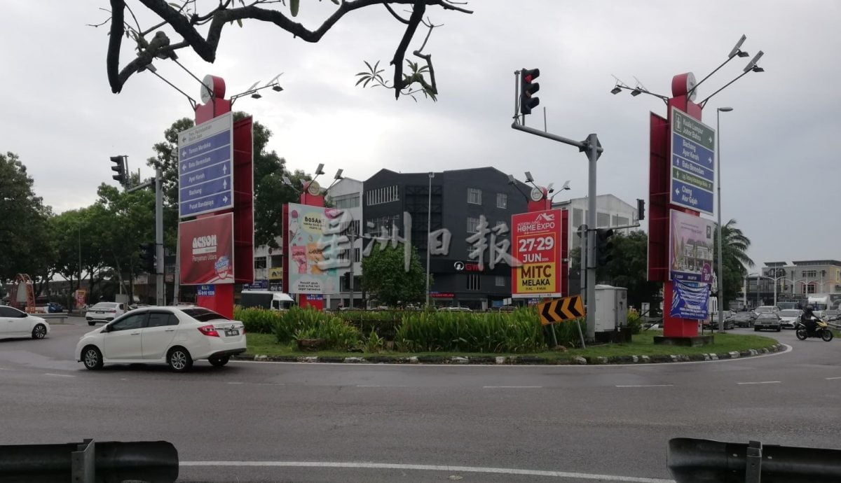 (古城封面副文)市政厅拨款进行防洪工程