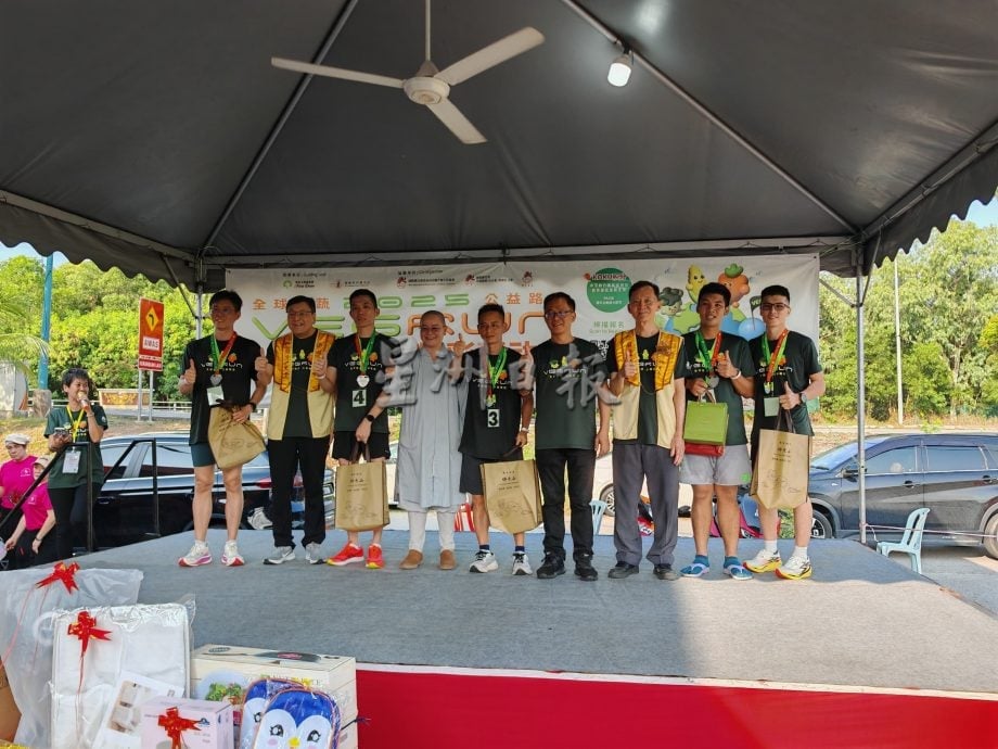 （古城第三版主文）250人参与马六甲站VegRun，做公益也推动蔬食达到环保目的