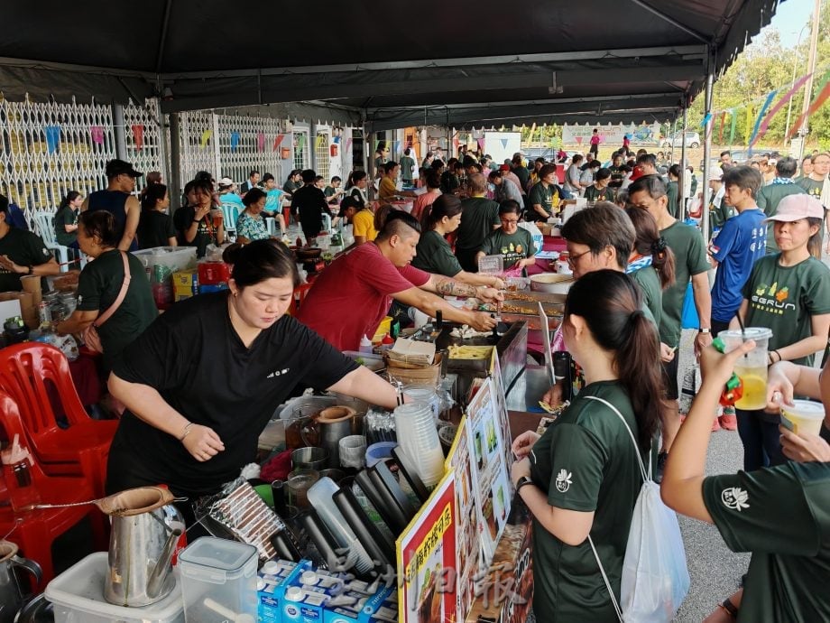（古城第三版主文）250人参与马六甲站VegRun，做公益也推动蔬食达到环保目的
