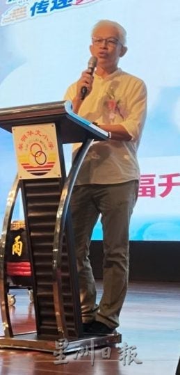 (大都会)“点亮希望,传递真爱”双福年度大型义卖会
