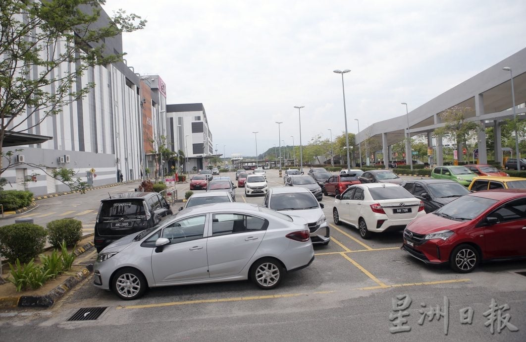 佳邦永旺迁出 易名SENTRA广场 百盛Cold Storage进驻