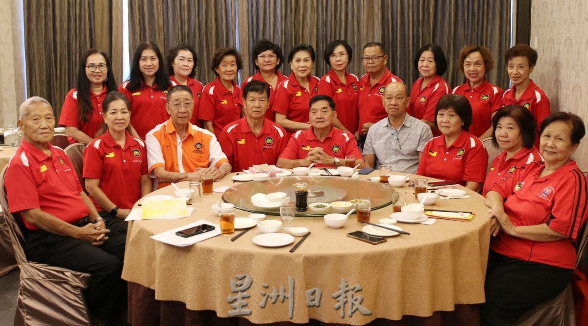 芙蓉乐龄公会庆25周年 筹款10万建羽球场与会所