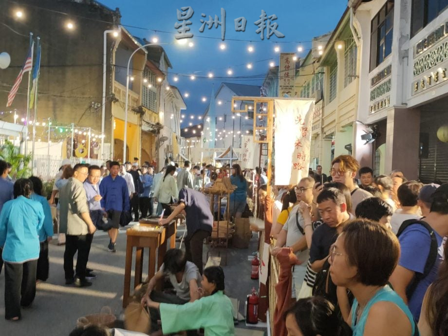 （大北马）名英祠开放日：“穿越”到先贤下南洋的时期