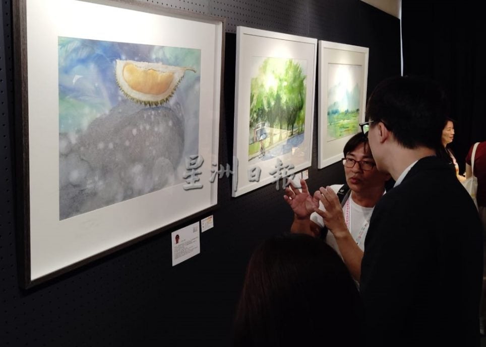 已签发 柔:版头之一:40画家聚首麻坡 以画作为中化中学美术基金献力