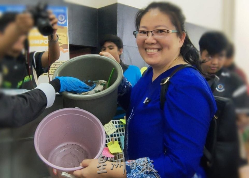 绿量：中学蚓粪堆肥计划