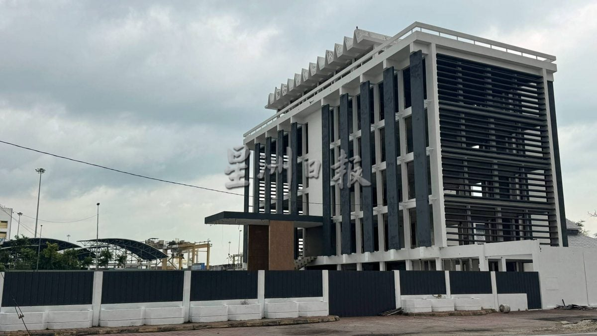 （大北马）空置多年，威省市政厅旧大厦终于迎来新租客。