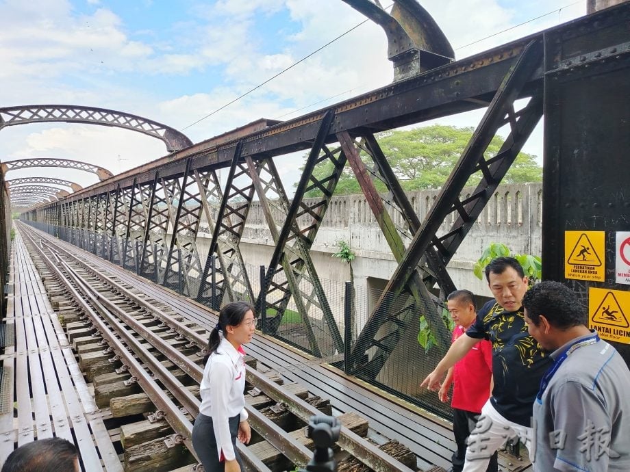 罗思义:为大马旅游年做准备 州内旅游景点提升硬体设施