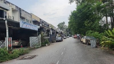 提升邓普勒轻工业区照明安全   芙市厅批18.7万装太阳能灯