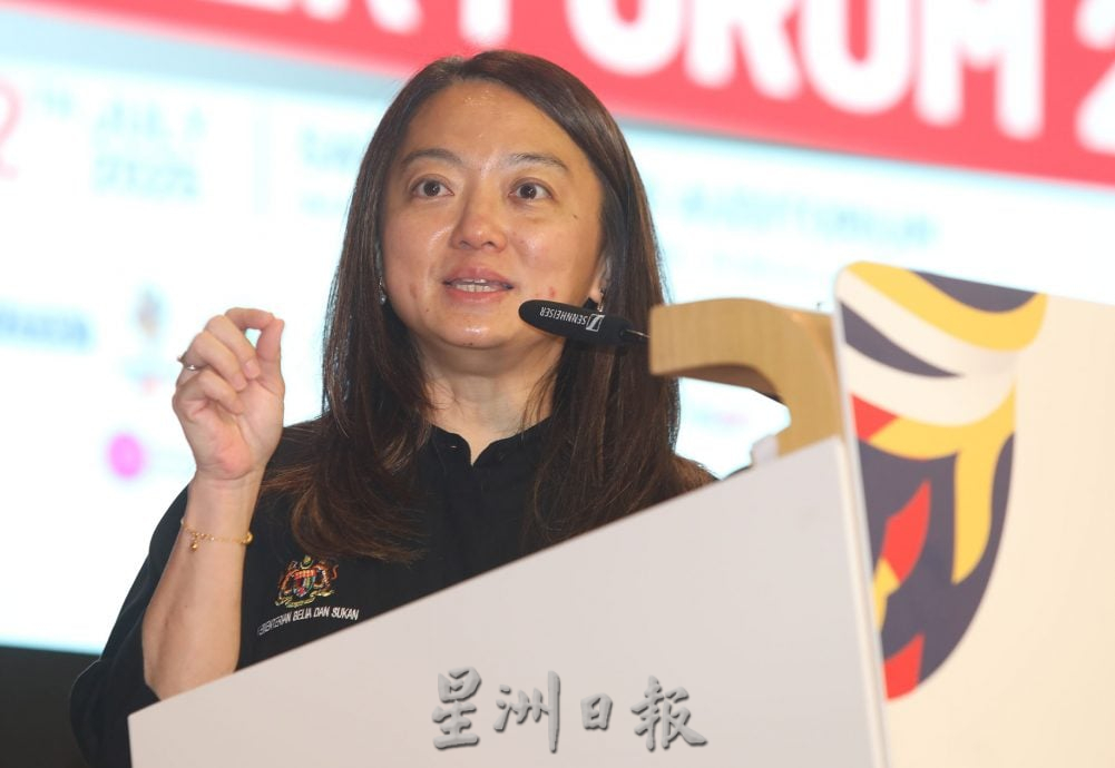 东盟青年人口超2亿 杨巧双:可成全球强大力量