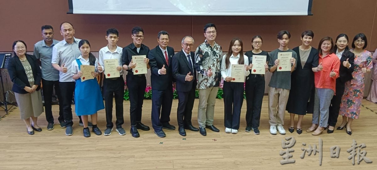 林松江:成功转型 育才华中朝名校前进
