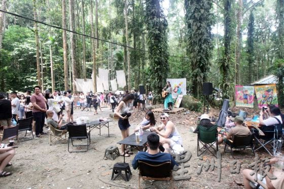 【文创市集热潮/01】当市集常态化,产品千篇一律,文创市集要如何深耕自己的底气?