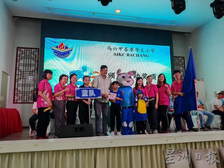 （古城第四版主文）谢守钦：学校提供优质环境，勿忘记让孩子拥有美好童年