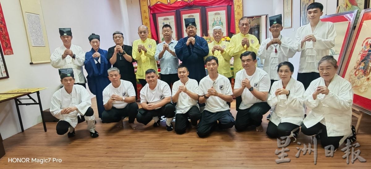 东:已签发:关丹华团联合会会长拿督蔡永祥指出,作为中华文明的重要文化遗产,道教历经千年传承