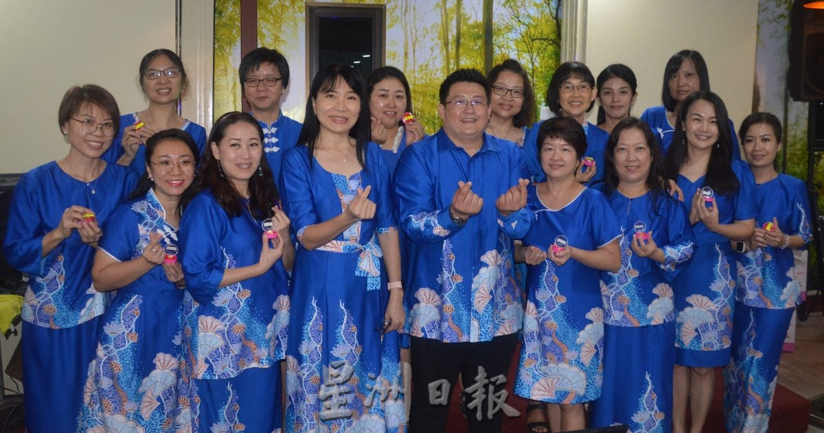 曹观友:善用AI技术可更好地协助学生的学习