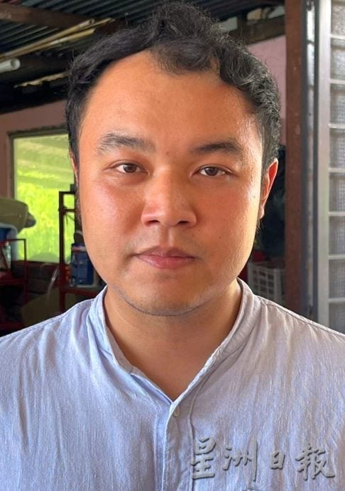 （古城）普罗尼路缺安全设施，车主担心车子掉河