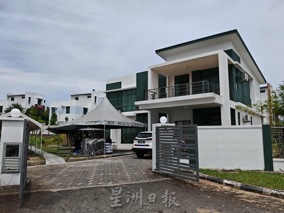 商家以豪宅作为化肥包装厂,内贸局上门取缔开2罚单