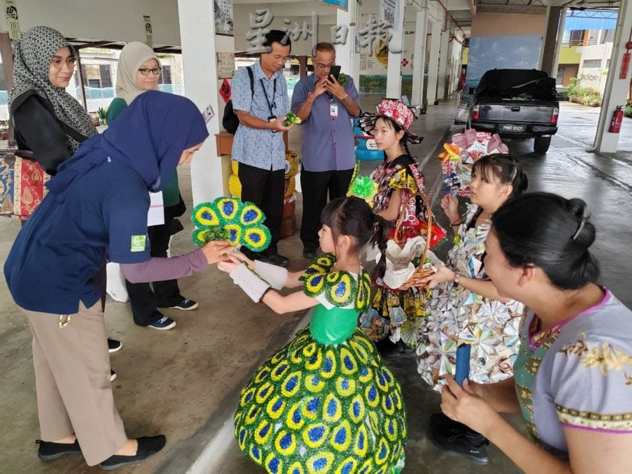 绿量 | 全村家长配合学生养成习惯 毓英小学收饮料盒之冠