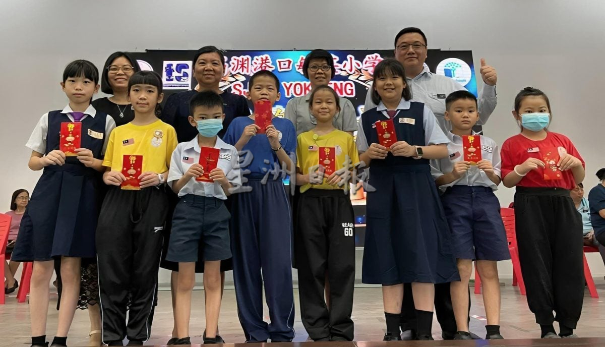 绿量 | 全村家长配合学生养成习惯 毓英小学收饮料盒之冠