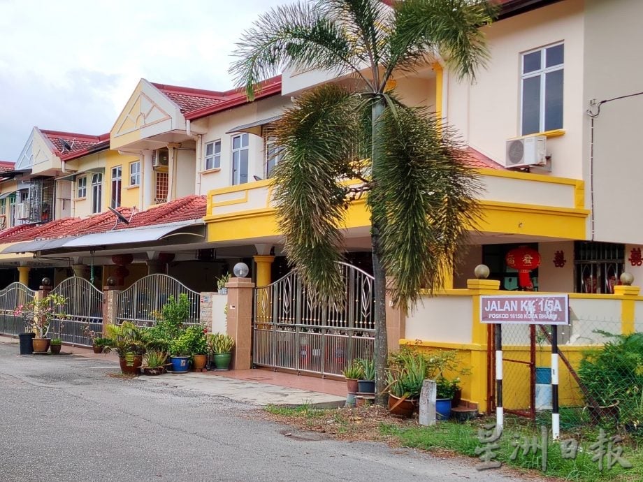 东:已签发:古邦阁亮住宅区最近不太平!该住宅区近日接二连三传出破门行窃案,居民受促提高警惕。