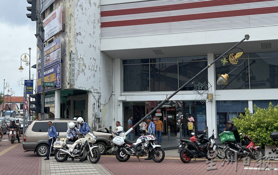 （古城第2版主文）鸽子不见了！小印度喷水池今早“空城”