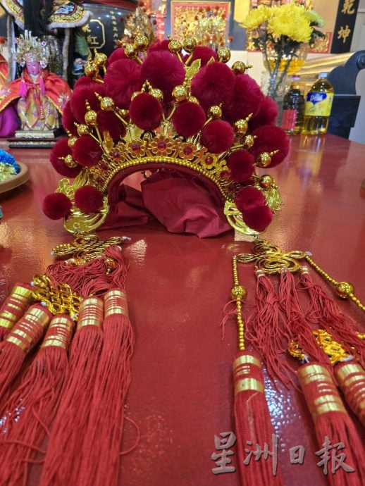 （古城第3版主文）《庙堂之旅》聚善堂红面娘娘威神加持，大人小孩的守护神