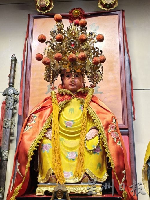 （古城第3版主文）《庙堂之旅》聚善堂红面娘娘威神加持，大人小孩的守护神