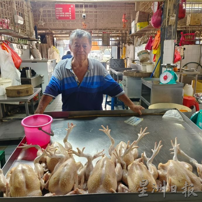 东:文德甲巴刹鸡档提升工程完成启用后 禁在巴刹宰鸡 鸡贩措手不及