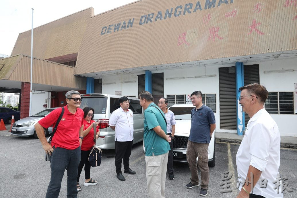 大都会/早报头/(主文)沙叻秀新村民众大会堂/跟进清空令