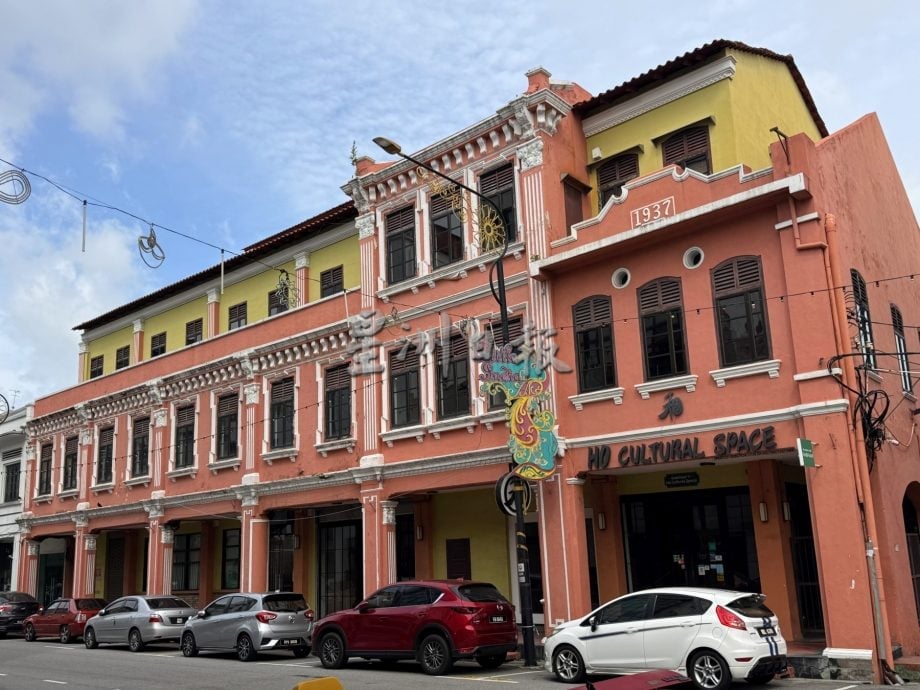 《用眼睛去旅游》：新路与“小印度”