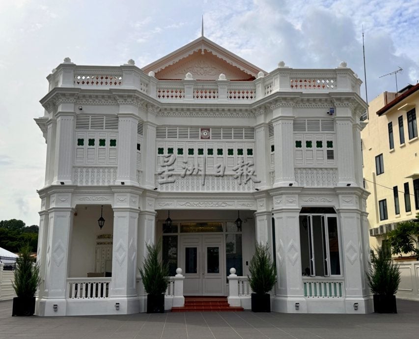 《用眼睛去旅游》:新路与“小印度”