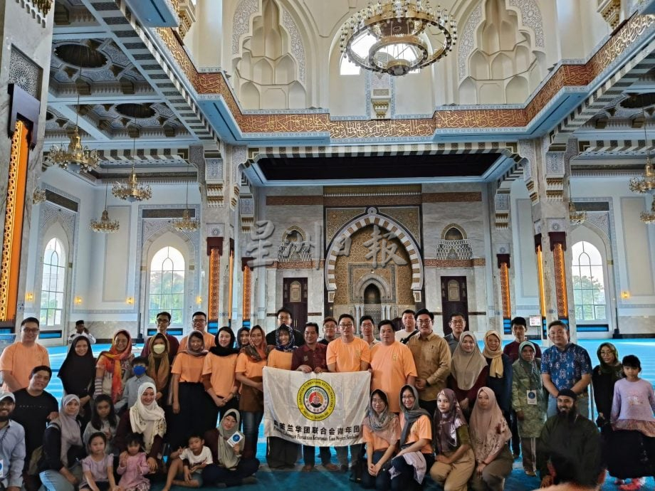 《走入·交流·同行》清真寺文化交流会 吸引近50人参与