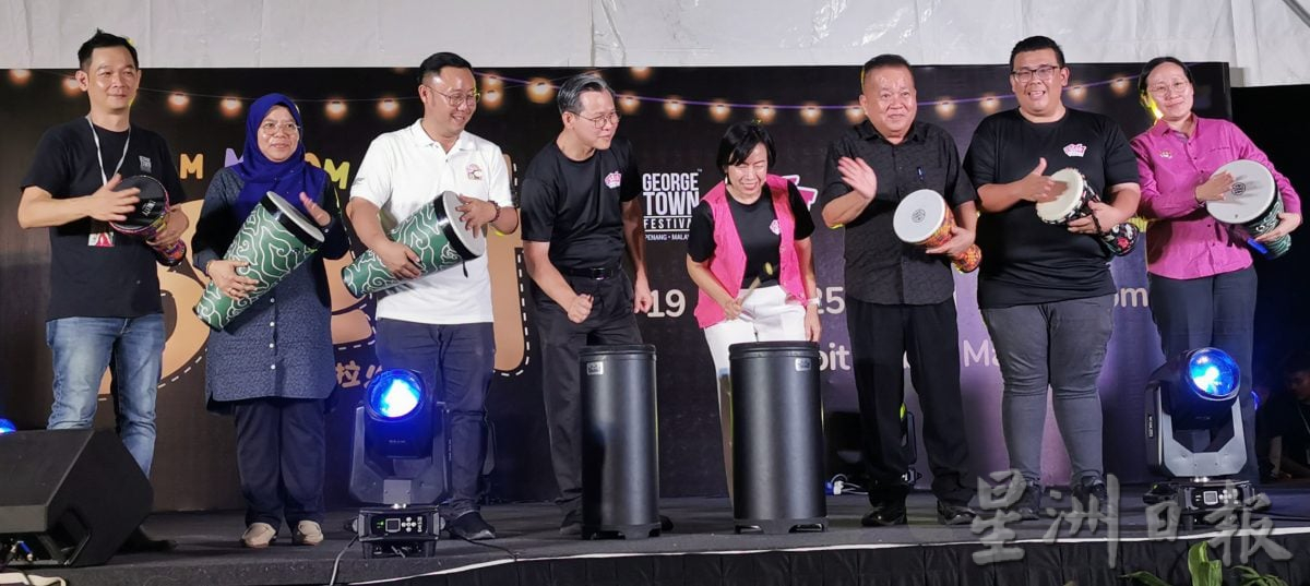 (大北马)王丽丽：“艺术不该局限城市，应走进新村”