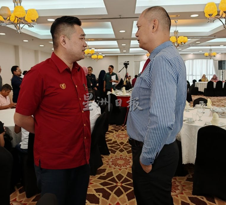 已审（大北马）吉打州政府发放10万令吉给16所华小。