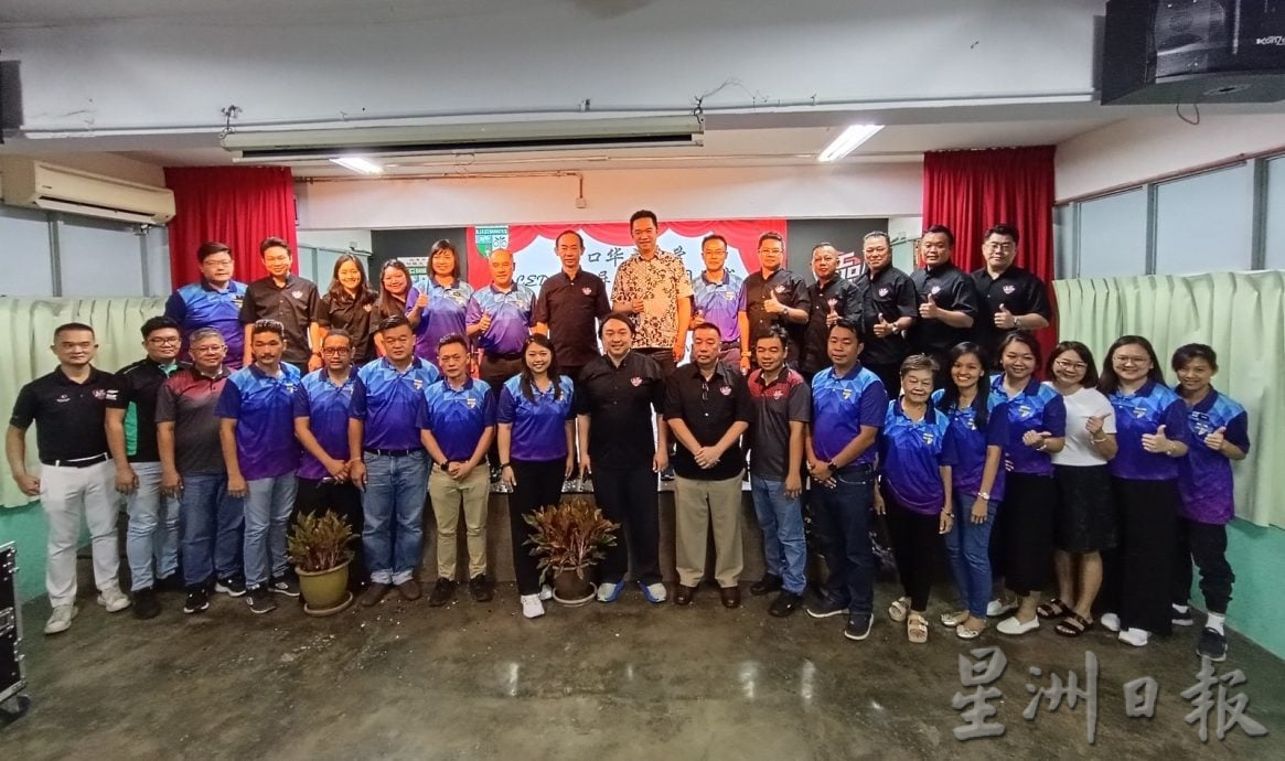 马口:马口华小获LC1010俱乐部捐助价值3万8731令吉的大屏幕