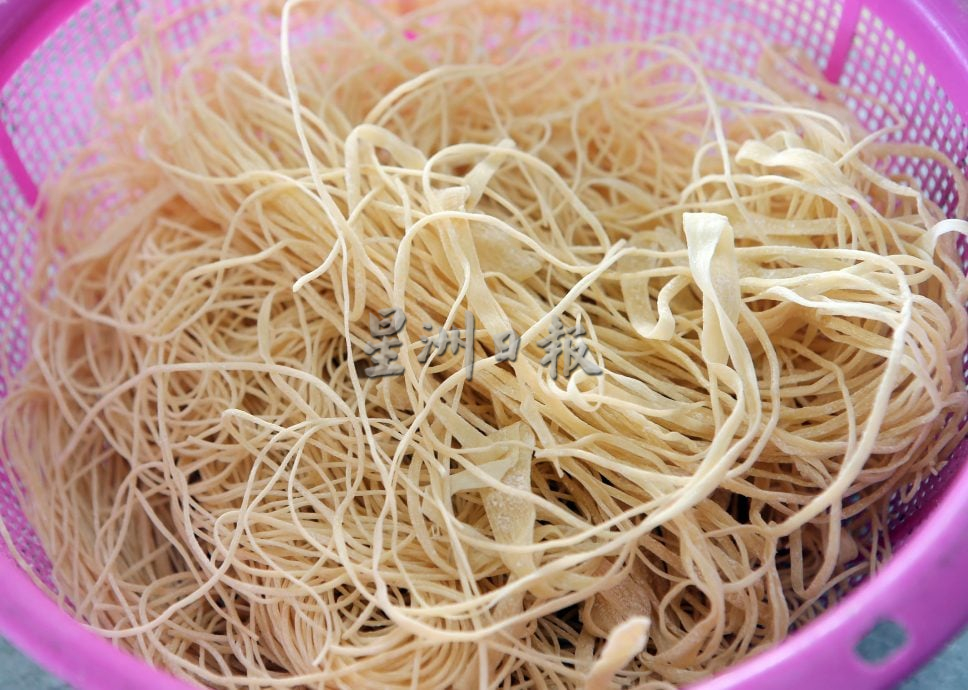 【私房好菜】炒面条 菜粄 酿豆腐 冷水河蔡武妹河婆滋味