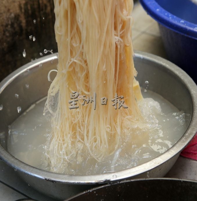 【私房好菜】炒面条 菜粄 酿豆腐 冷水河蔡武妹河婆滋味