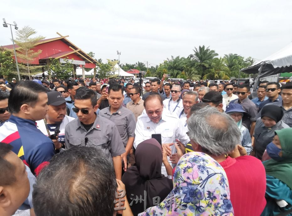 阿敏努丁感激安华任波议员时打下基础 盼首相助推动跨海大桥落实