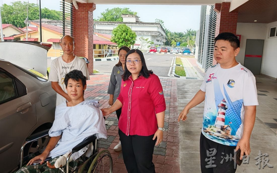 霹:第三版头/爱大华诊所新建筑启用,为数万居民提供宽敞舒适服务