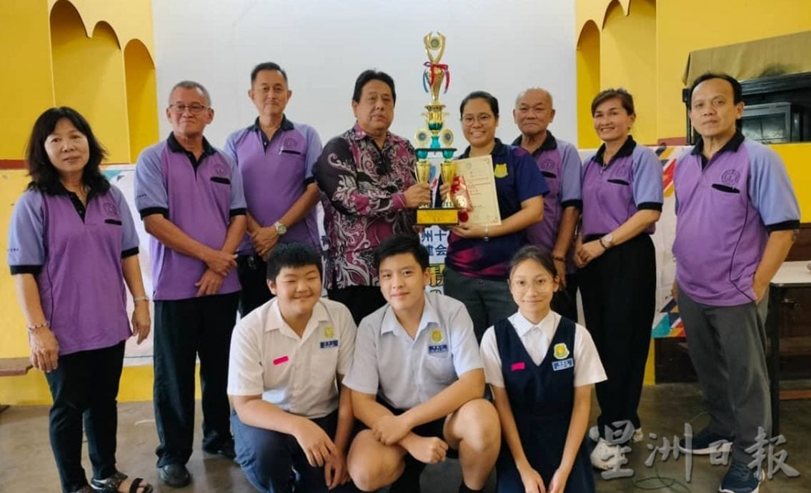 霹安溪杯英语笔试曼绒区赛 中正夺团体冠军